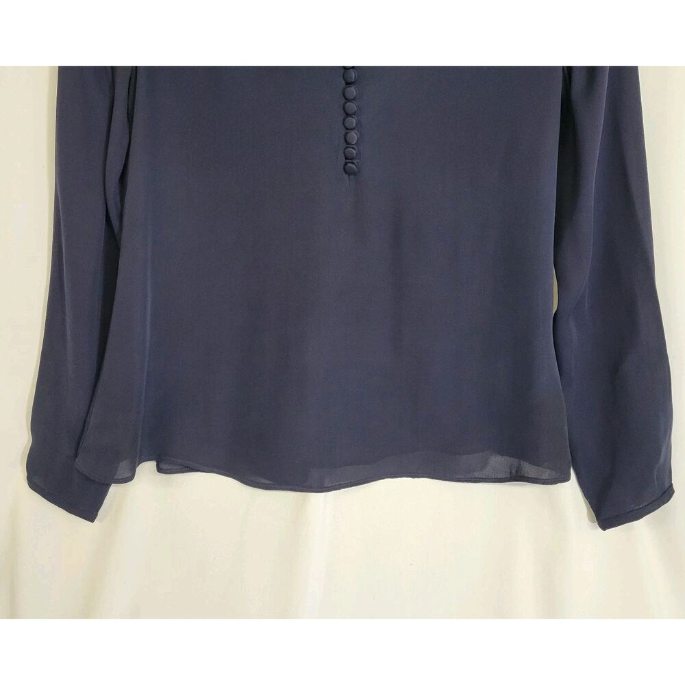 J Crew Navy Blue Silk Long Sleeve V-Neck Lined Blouse Size 00 - Picture 3 of 6